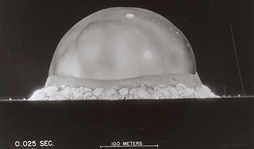 Взрыв в пустыне «Путь мертвеца»