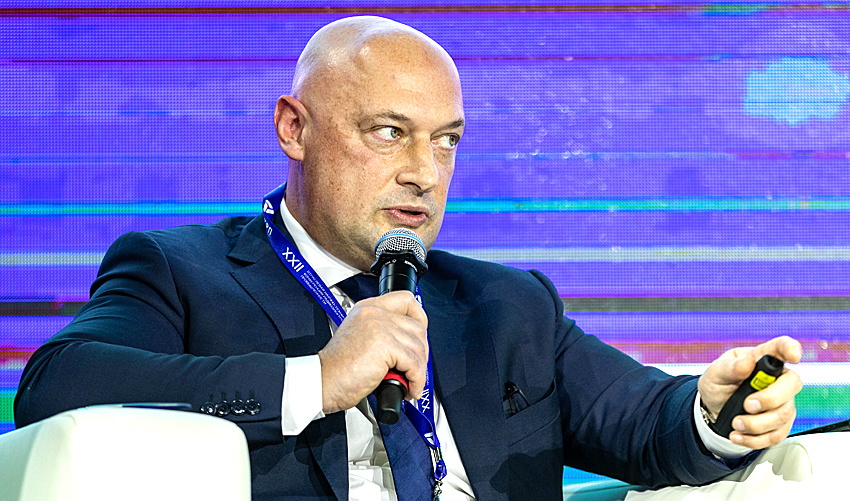 КОВАЛЕВ.jpg